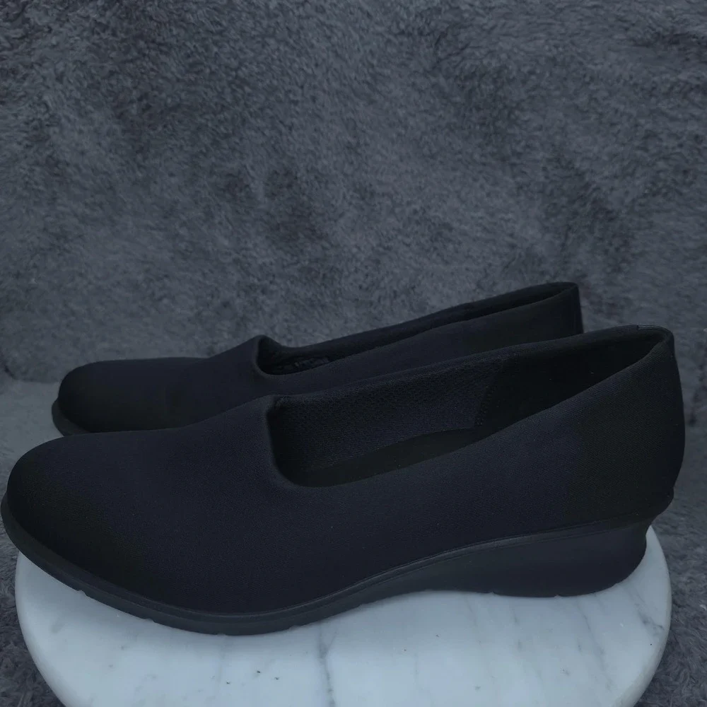 ECCO Shoes Womens Size 10 Black Fabric Slip On Flats Comfort Walking Casual